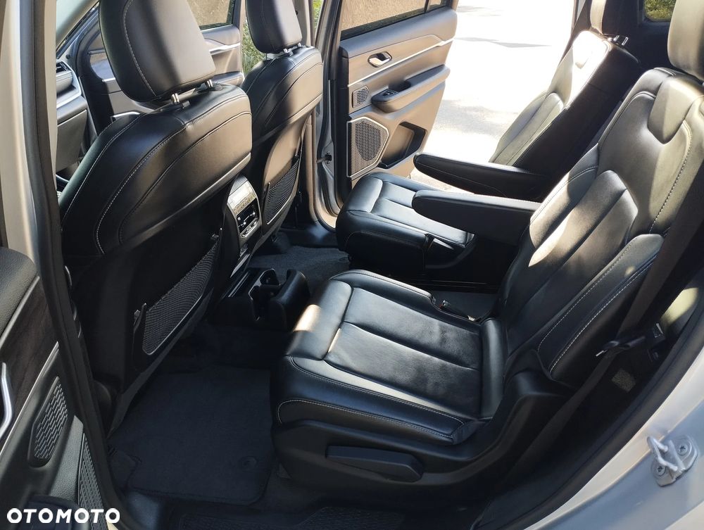 Jeep Grand Cherokee - 17