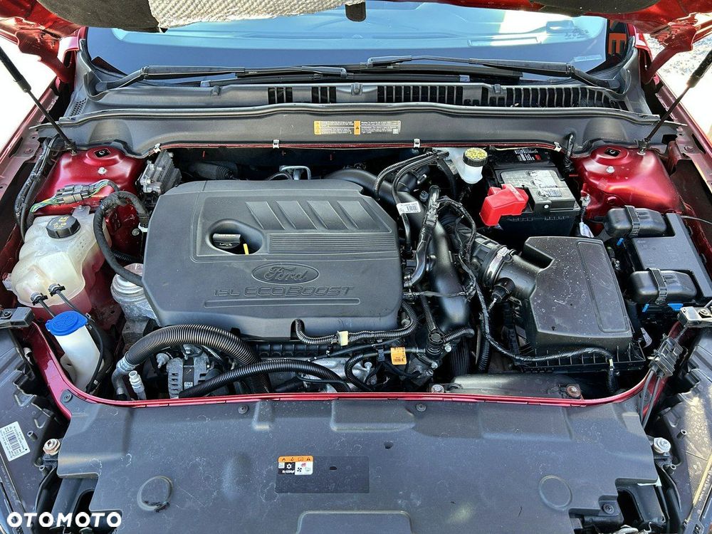 Ford Fusion - 34