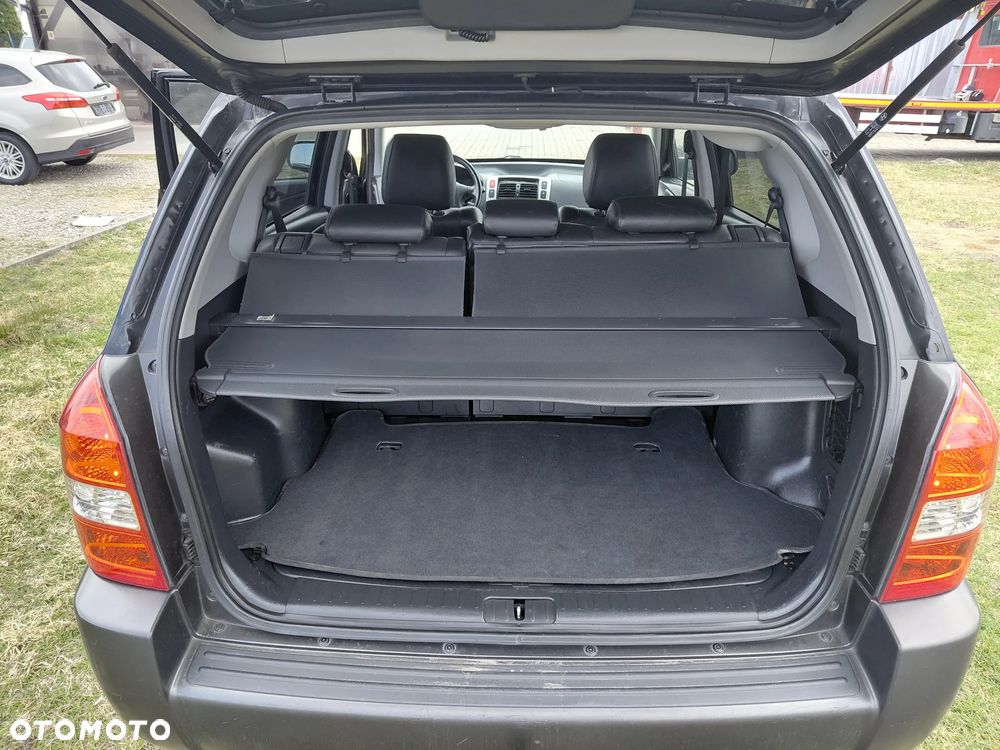 Hyundai Tucson 2.0 CRDi VGT 2WD GLS - 21