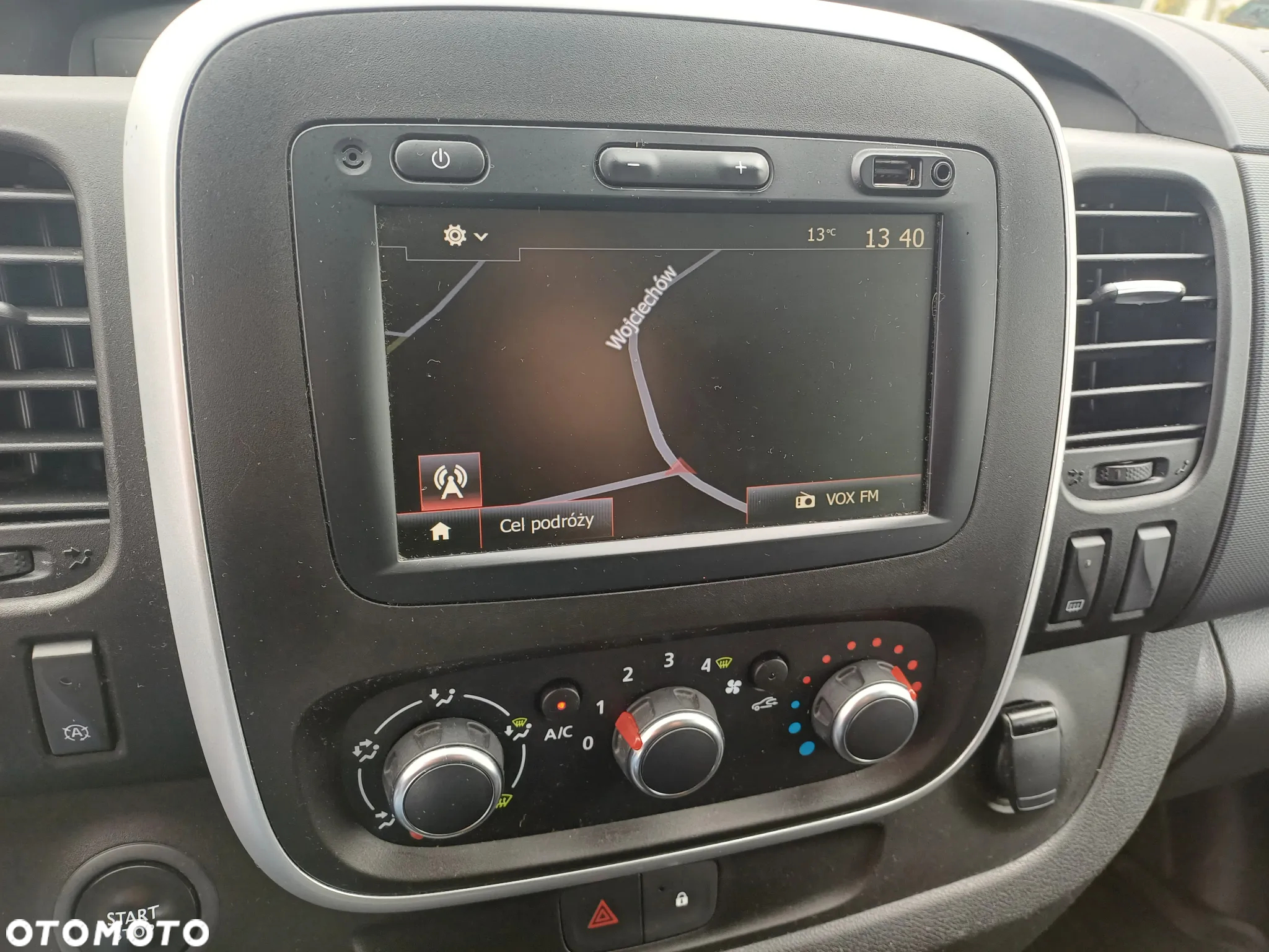 Renault Trafic - 26