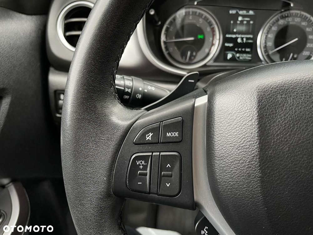 Suzuki Vitara 1.4 Boosterjet Premium 4WD - 37