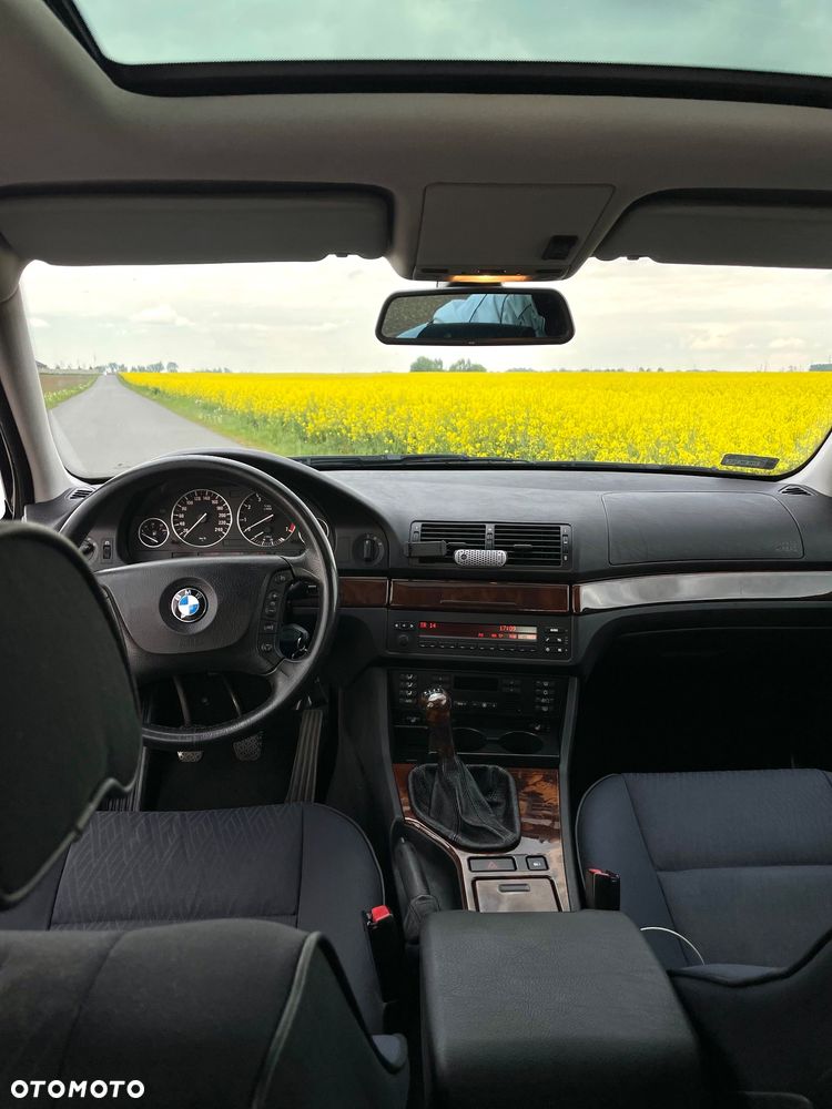 BMW Seria 5 520i - 19