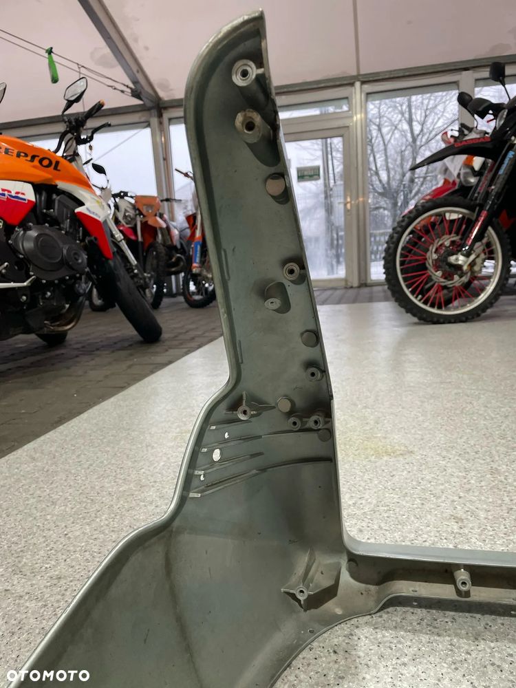 plastik/czaszka/pokrywa górna BMW K100 RS (nr1227) - 7