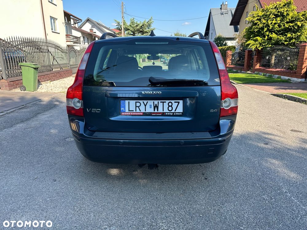 Volvo V50 2.4i Momentum - 7
