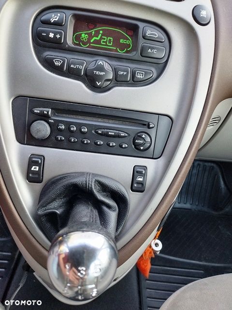 Citroën Xsara Picasso 1.6 HDI SX - 13