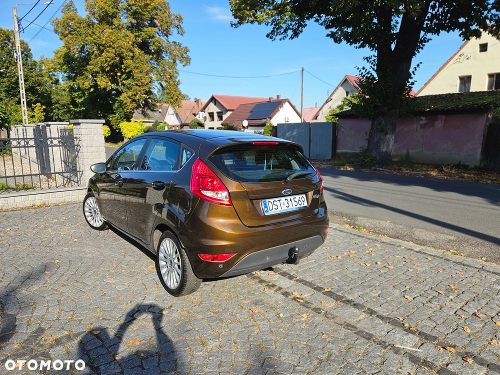 Ford Fiesta 1.25 Titanium EU5 - 3