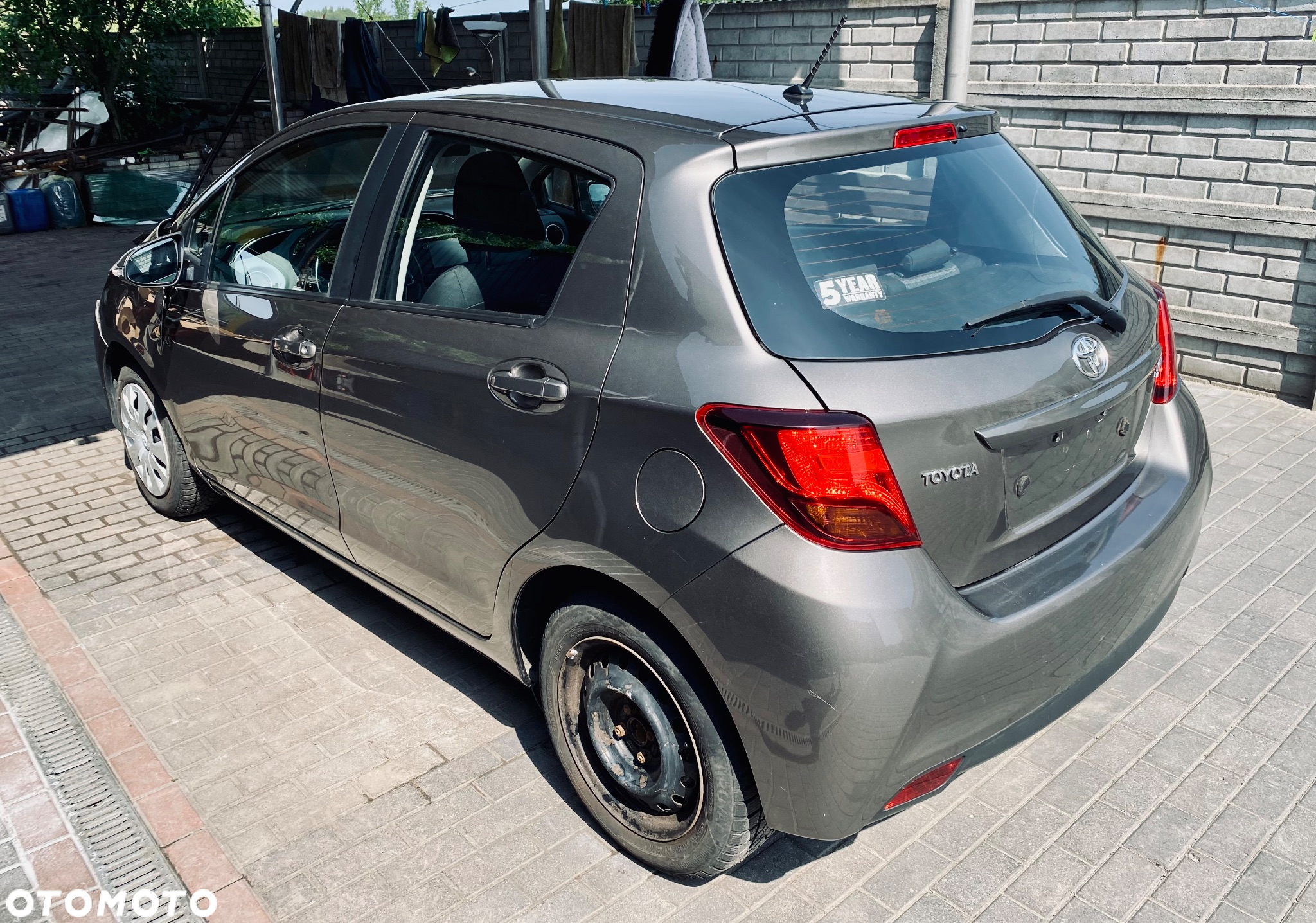 Toyota Yaris 1.33 Dynamic - 13