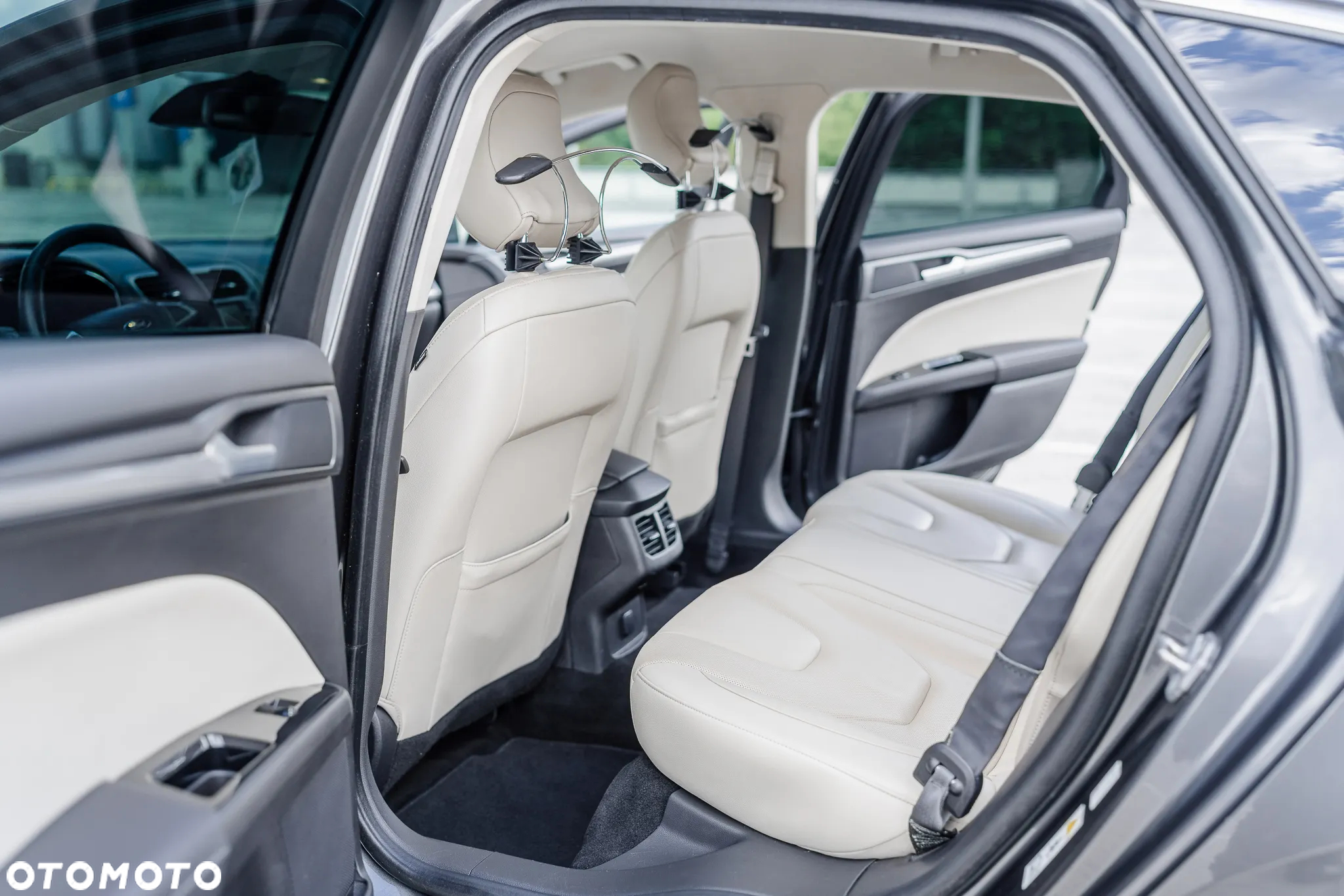 Ford Mondeo 2.0 TDCi Edition PowerShift - 13