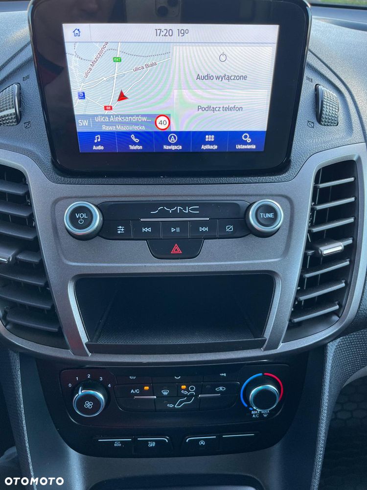 Ford Transit Connect - 19
