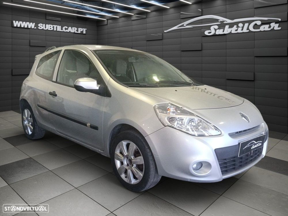 Renault Clio - 1