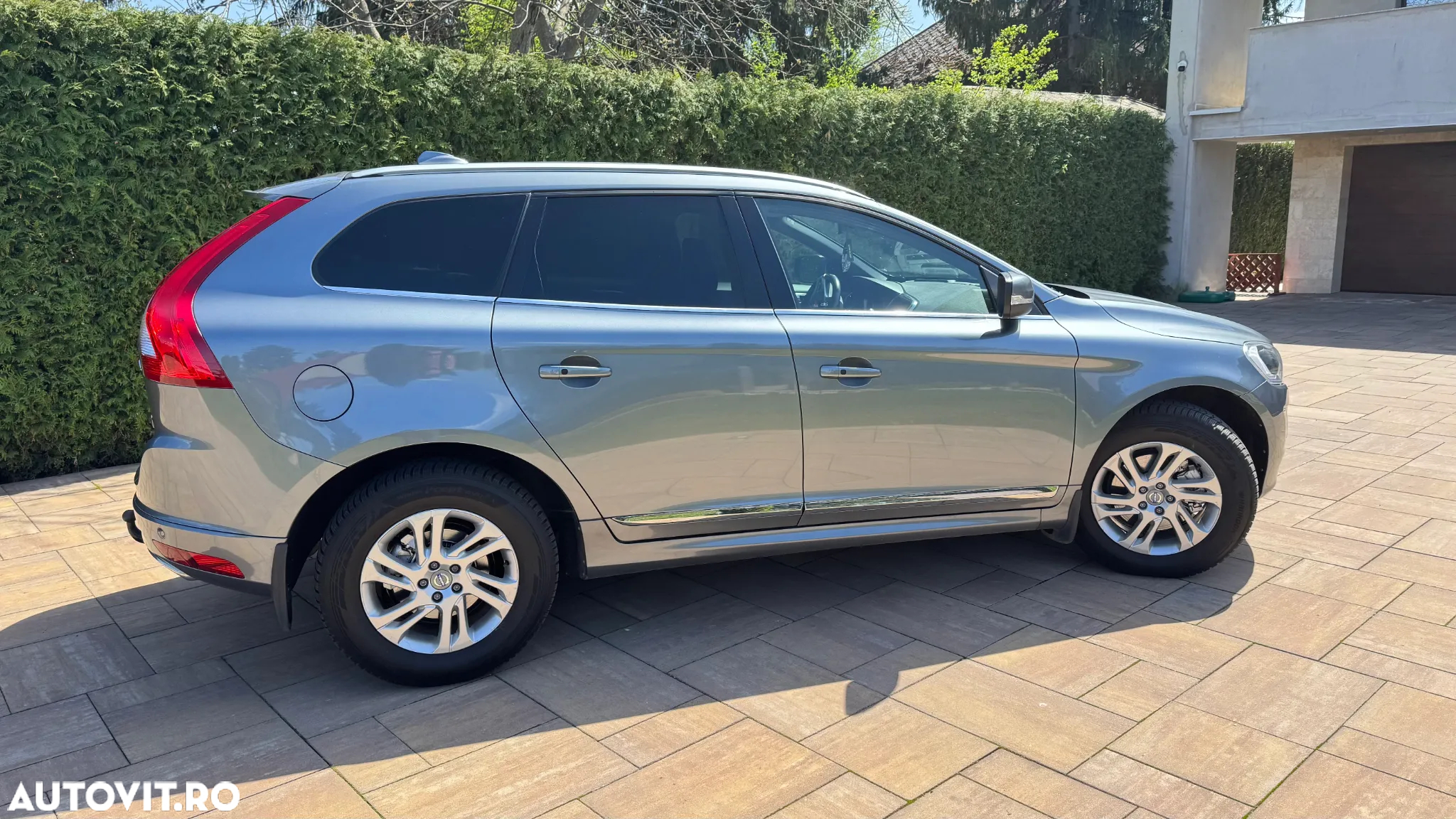 Volvo XC 60 D4 AWD Geartronic Summum - 5