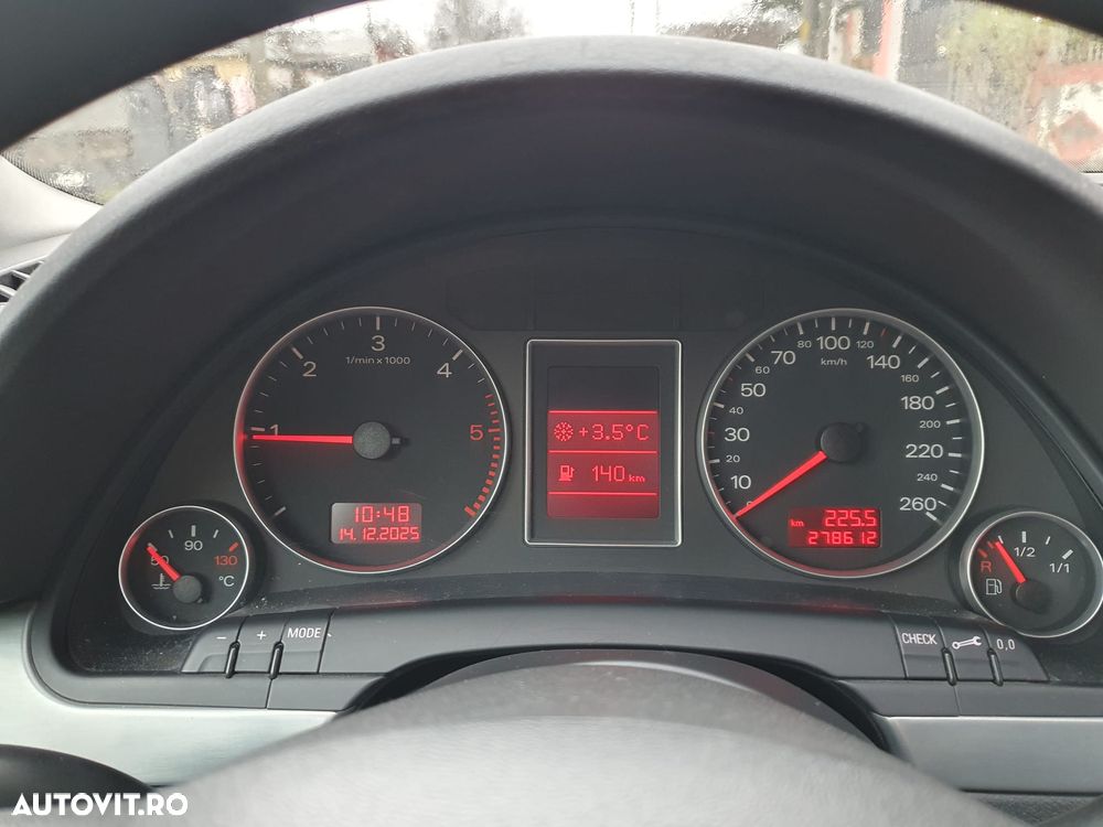 Audi A4 2.0 TDI 115g DPF Attraction - 6