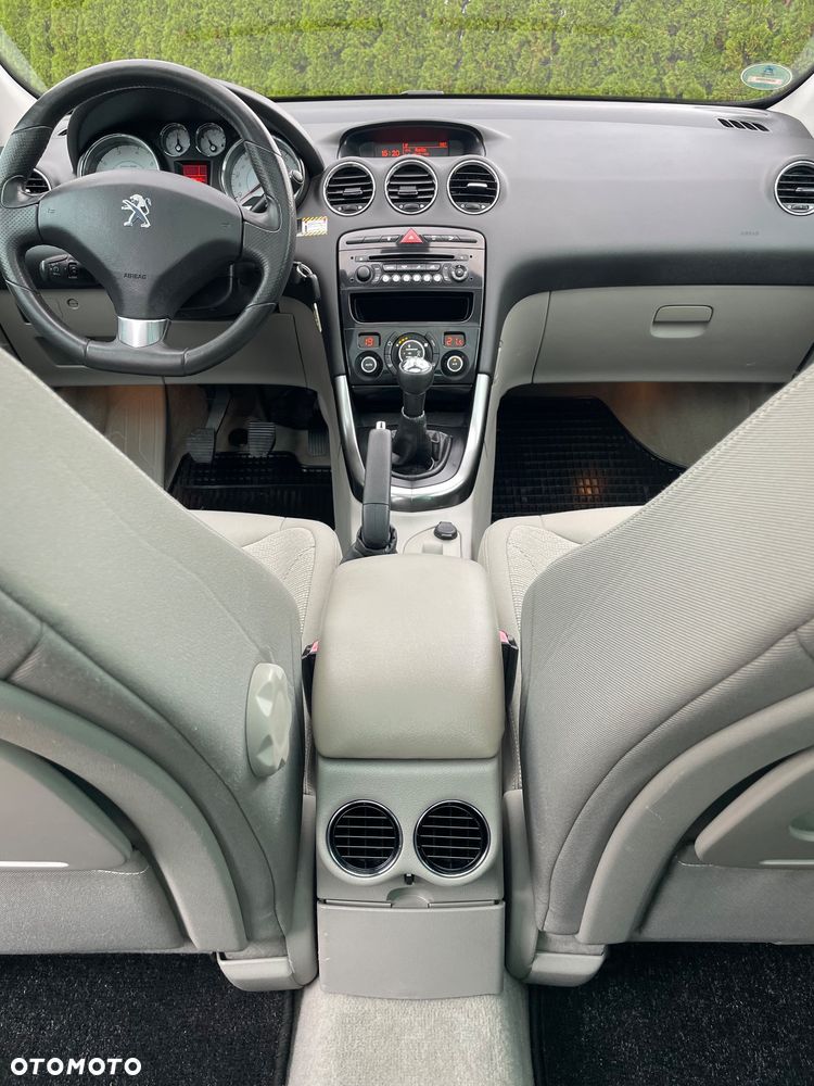 Peugeot 308 - 35