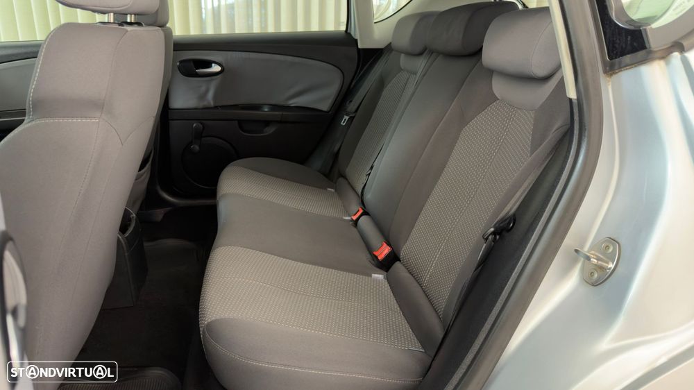 SEAT Leon 1.6 TDI Sport - 12