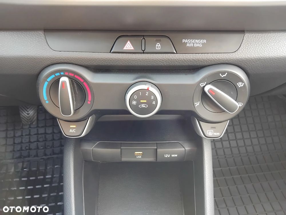 Kia Stonic 1.0 T-GDI M - 15