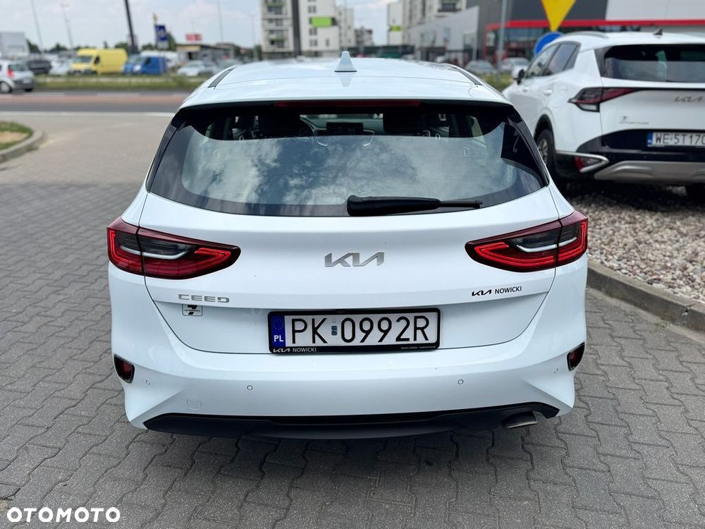 Kia Ceed 1.5 T-GDI M - 4