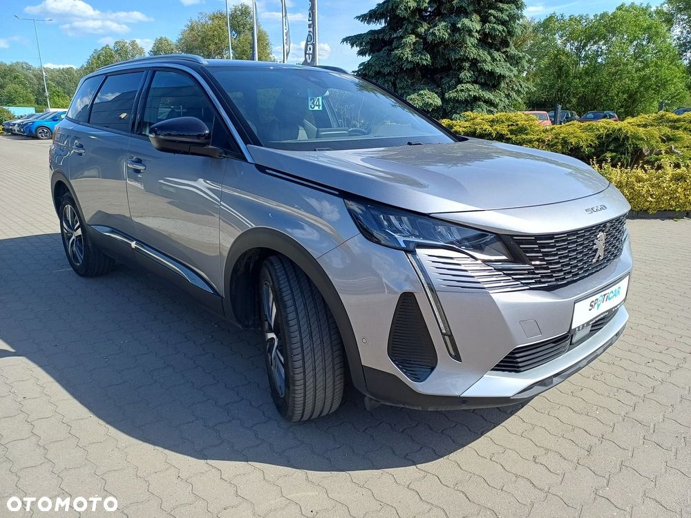 Peugeot 5008 - 3