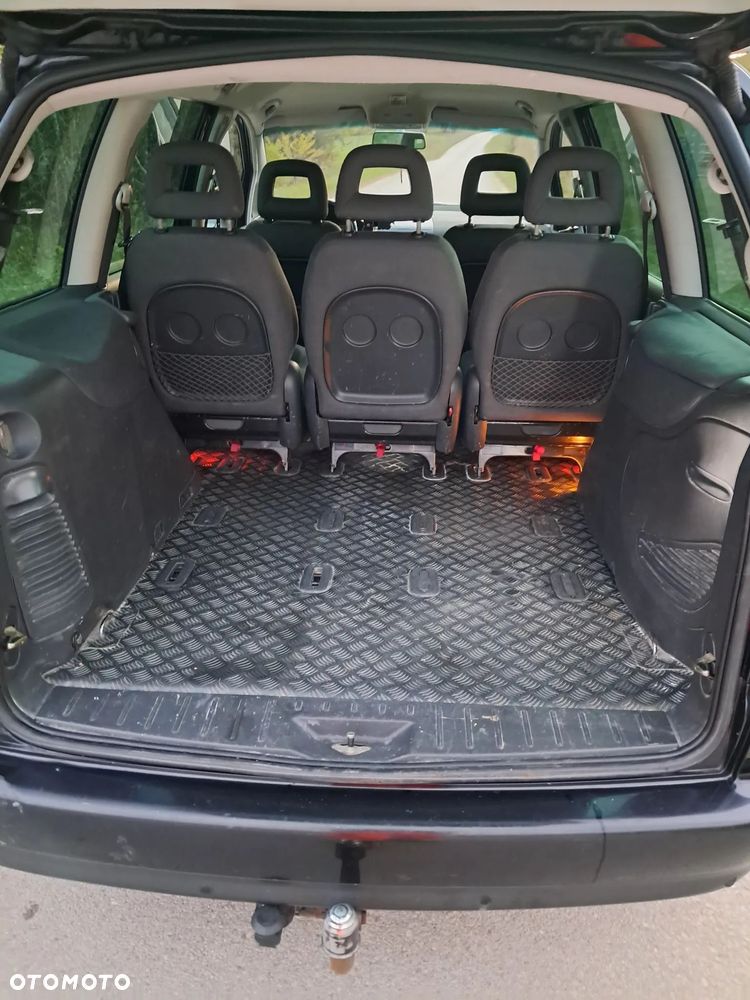 Volkswagen Sharan 2.0 Comfortline - 8