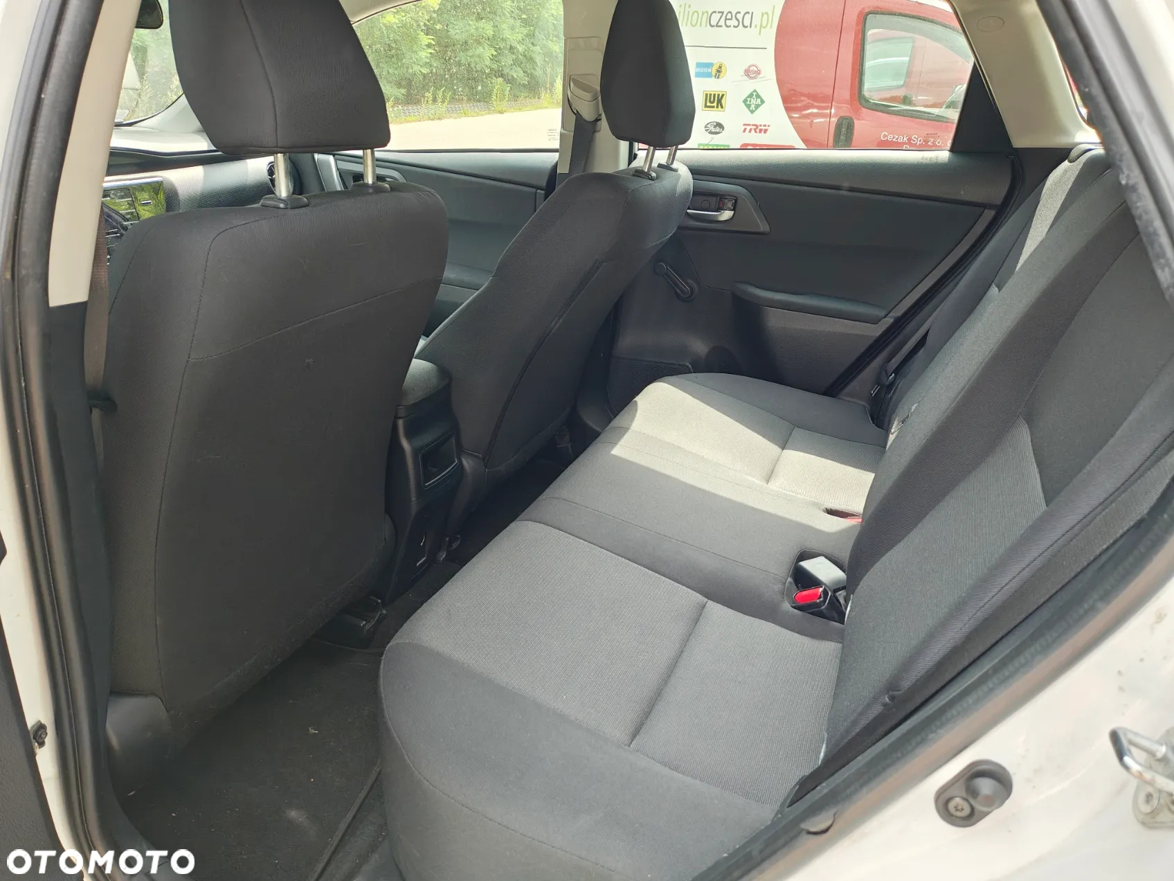 Toyota Auris - 11