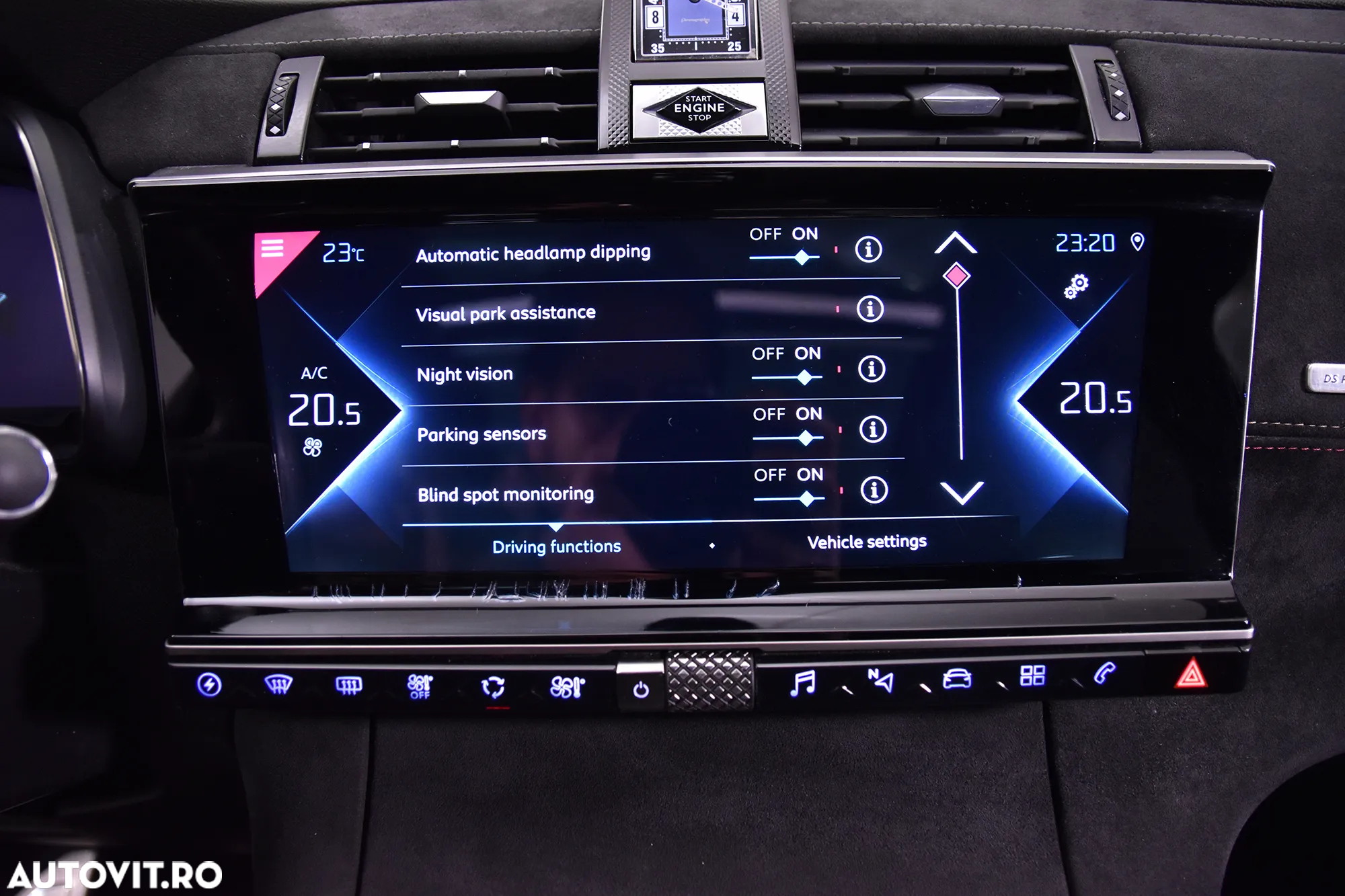 DS Automobiles DS 7 Crossback DS7 1.6 PHeV AWD 300 EAT8 PERFORMANCE LINE + - 17
