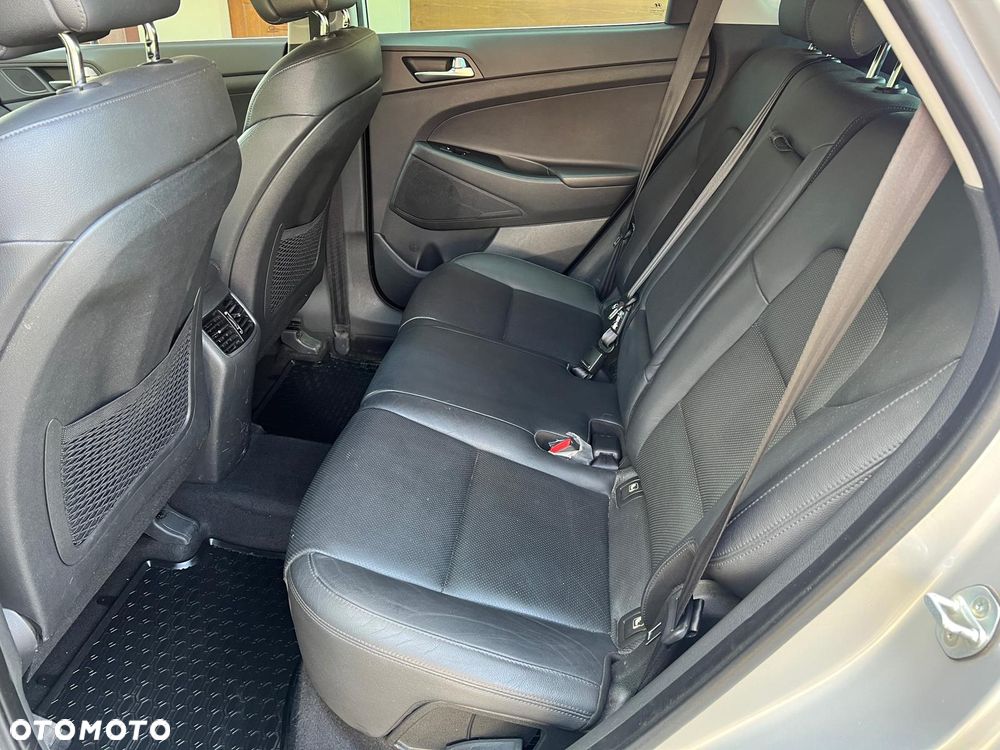 Hyundai Tucson blue 1.7 CRDi 2WD Passion Plus - 31