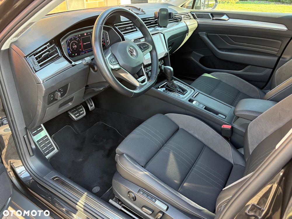 Volkswagen Passat Variant 2.0 TDI SCR 4Motion DSG Alltrack - 7