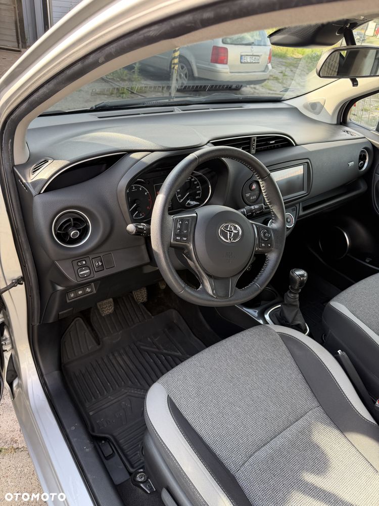 Toyota Yaris 1.5 20th Anniversary - 11