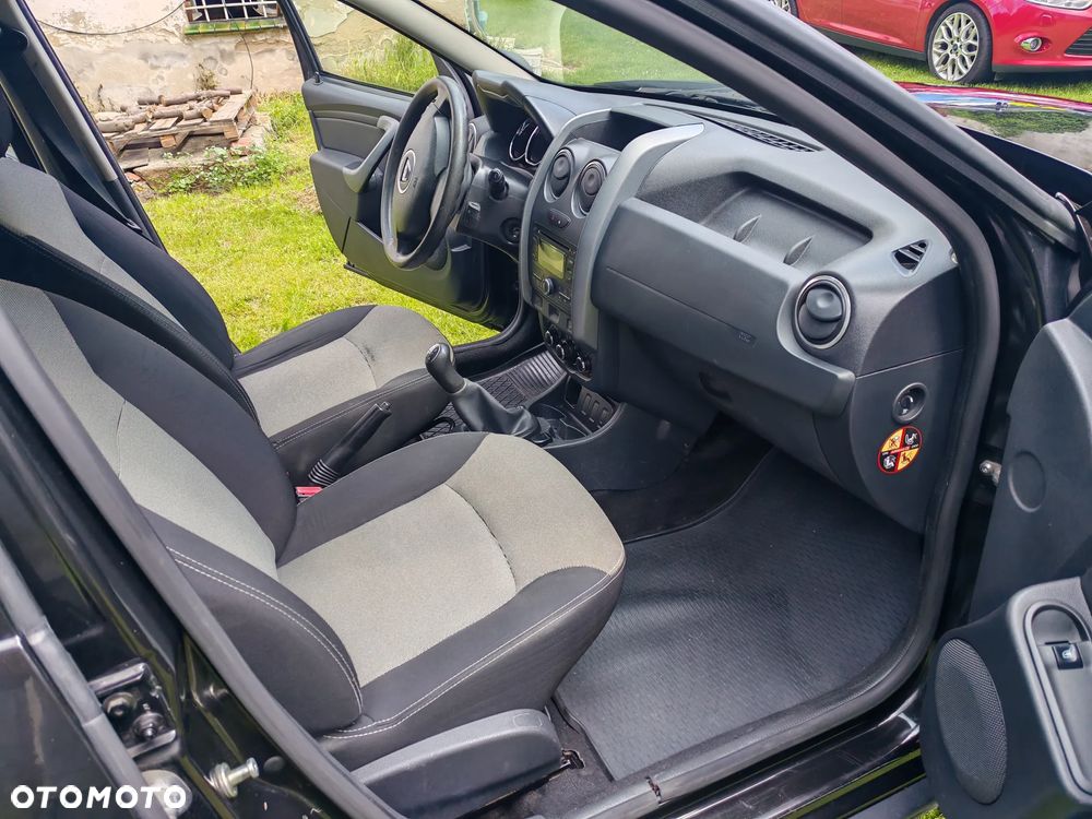 Dacia Duster 1.6 Blackstorm - 8