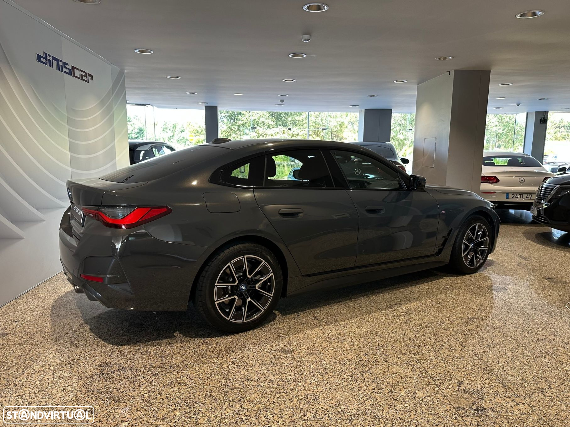 BMW i4 eDrive40 Desportiva M - 31