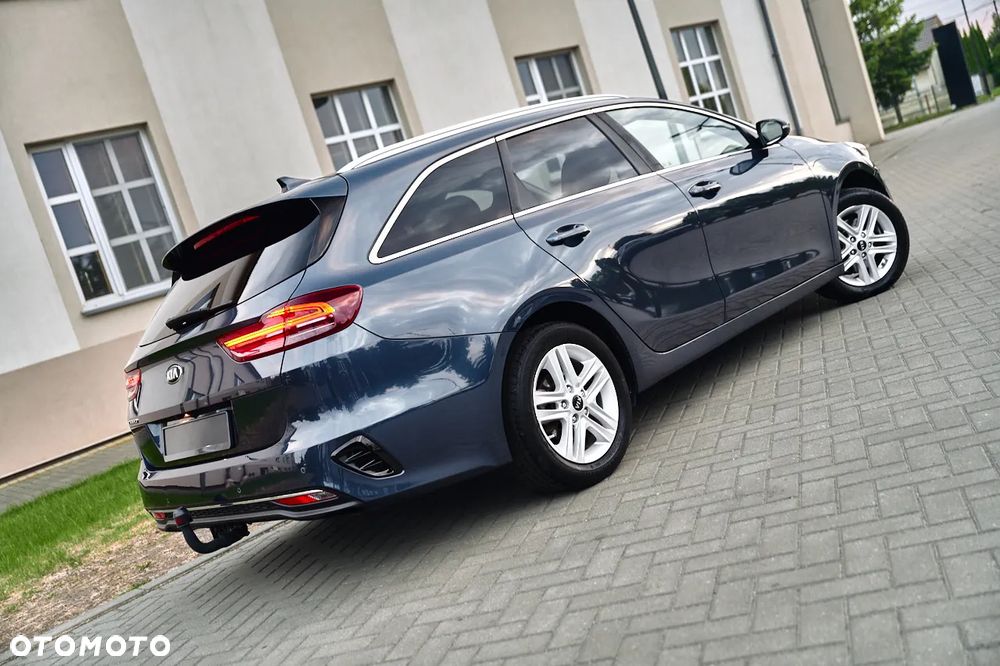 Kia Ceed 1.6 CRDi GT Line - 11