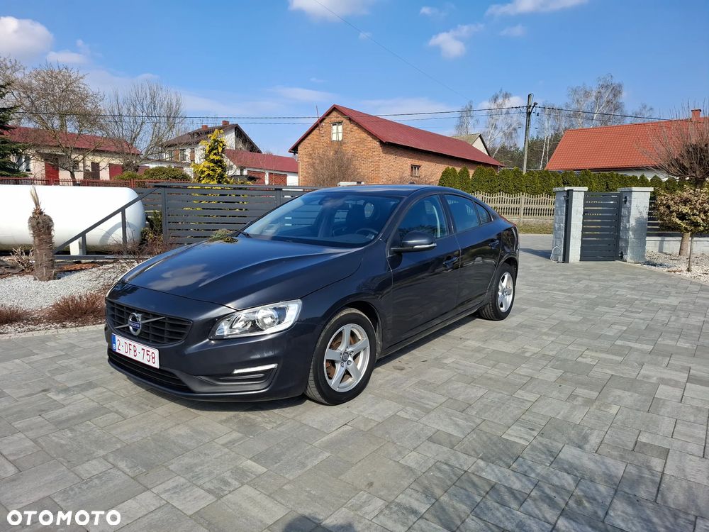 Volvo S60 D2 Momentum - 3