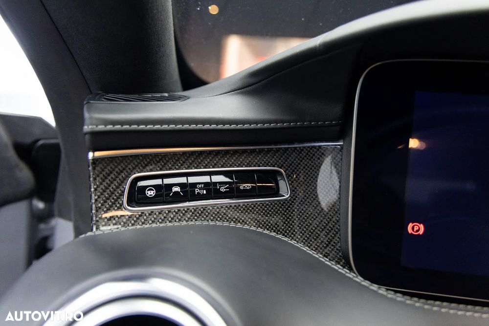 Mercedes-Benz S 63 AMG Coupe 4Matic+ AMG Speedshift 9G-MCT - 22