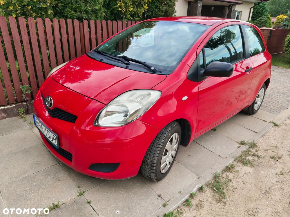 Toyota Yaris - 1