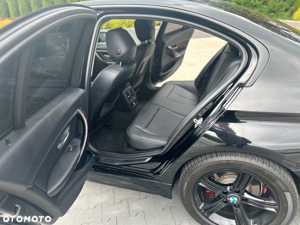 BMW Seria 3 - 12
