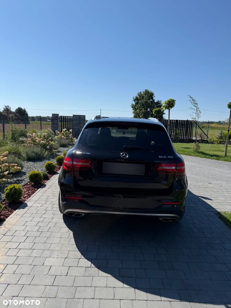 Mercedes-Benz GLC - 5
