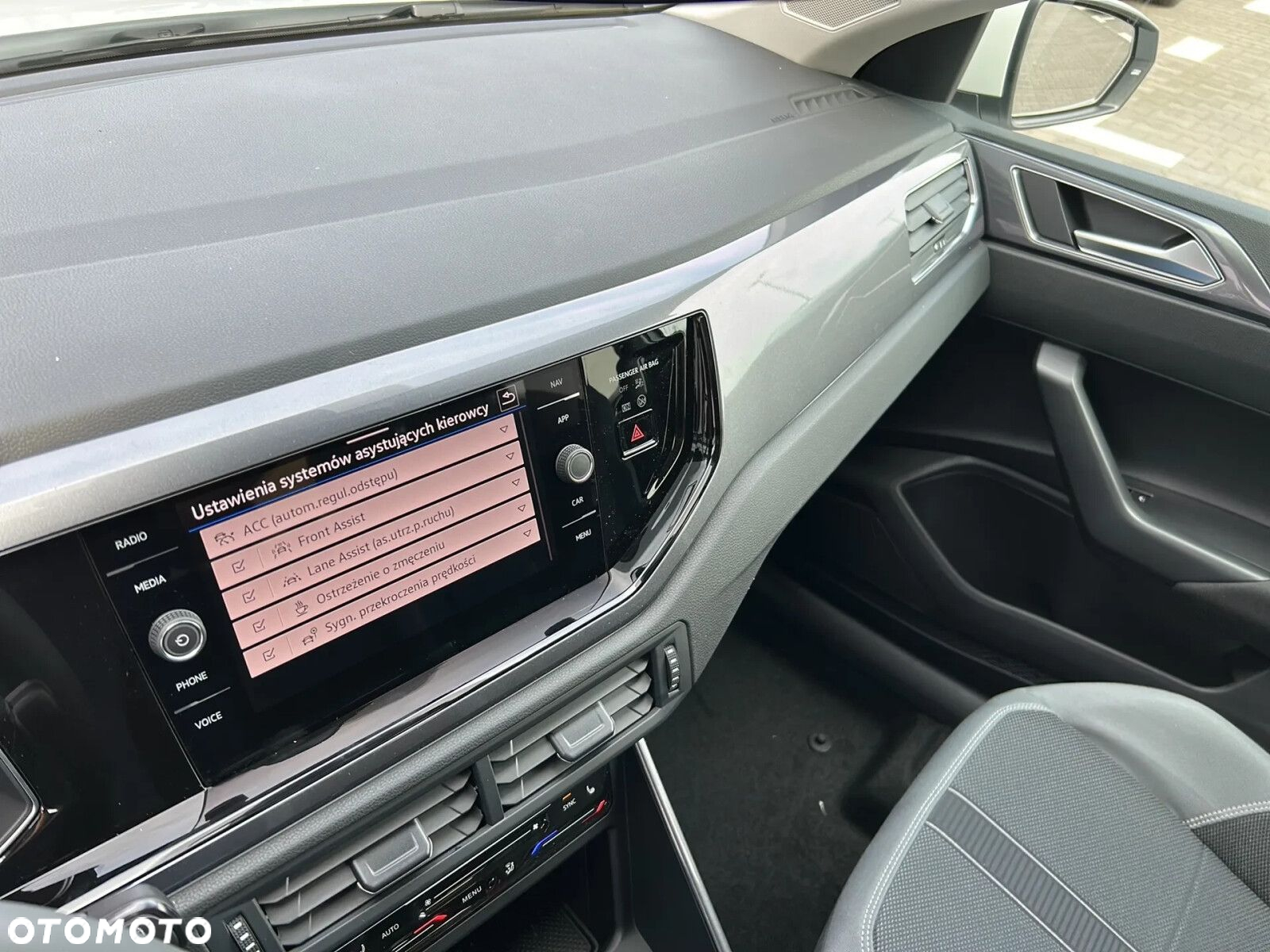 Volkswagen Polo - 16