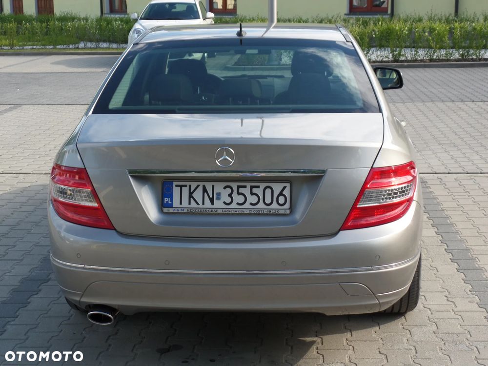 Mercedes-Benz Klasa C 220 CDI Elegance - 9