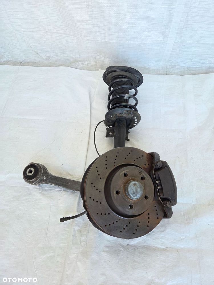 MCPHERSON ZWROTNICA PRAWA MERCEDES W212 LIFT 2.2CDI A2123201238 - 1