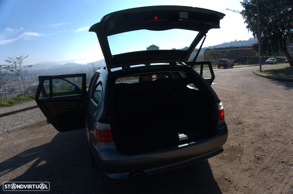 BMW 520 d Touring - 32