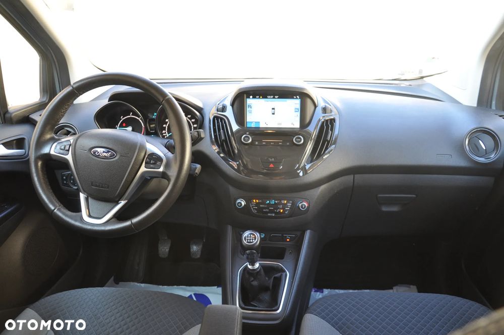 Ford Tourneo Courier - 13
