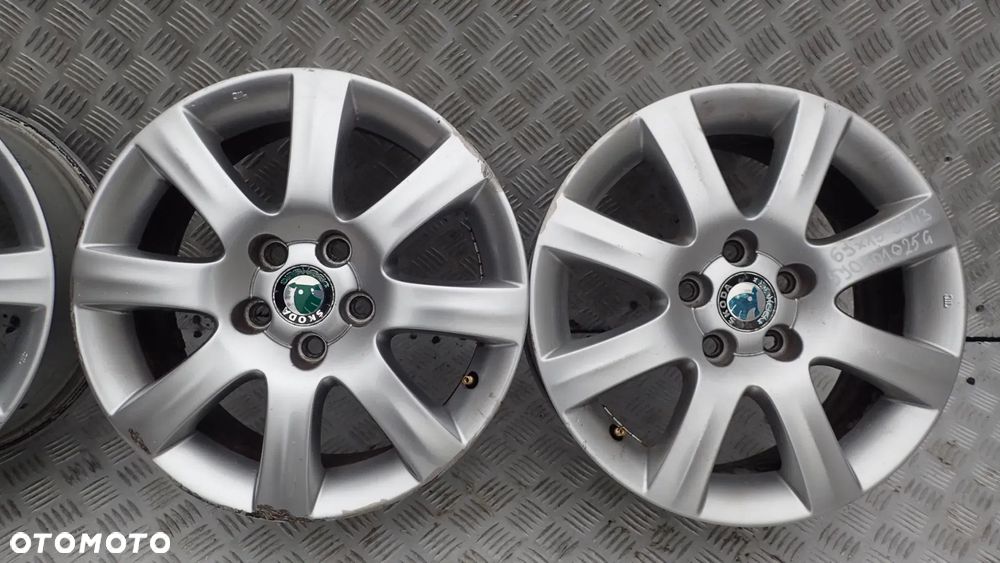 FELGI ALUMINIOWE SKODA 6JX15 ET 43 5J0601025G - 2