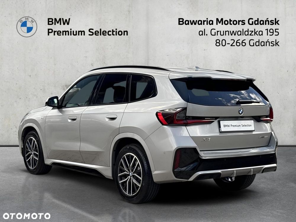 BMW X1 - 10