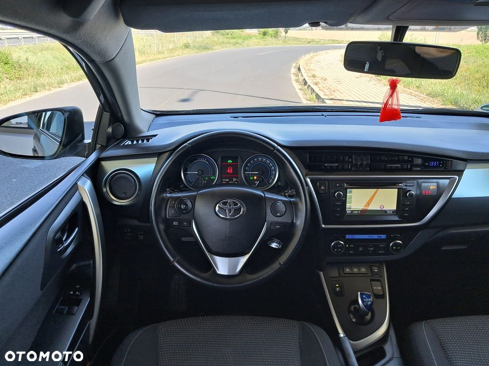 Toyota Auris - 17