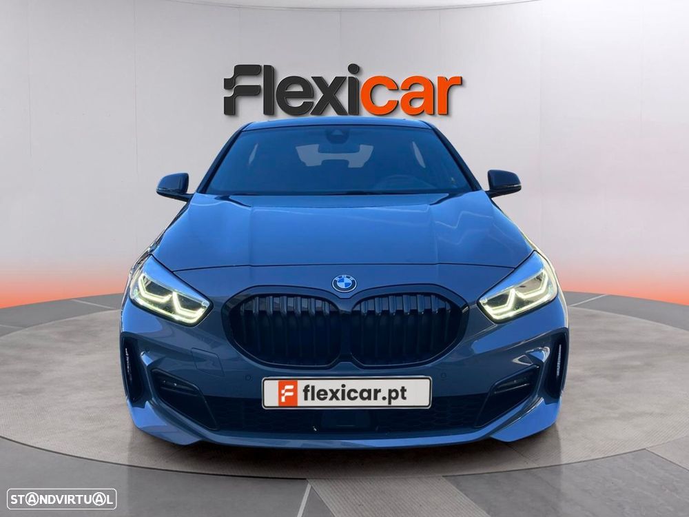 BMW 118 i Pack Desportivo M Auto - 2