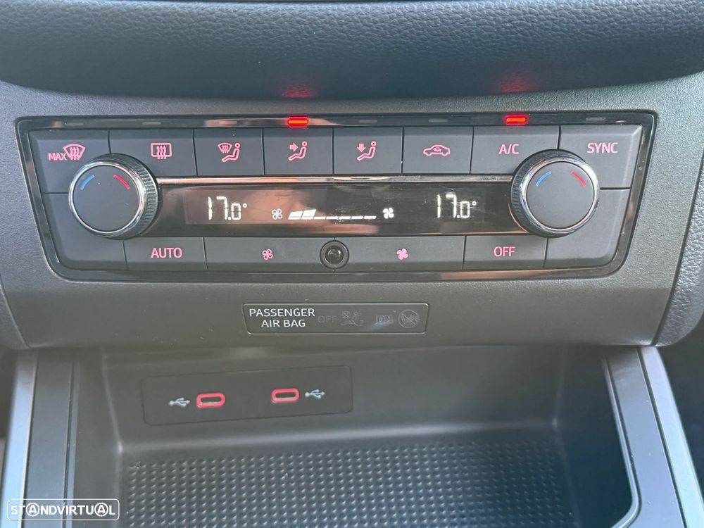 SEAT Arona 1.0 TSI FR - 37