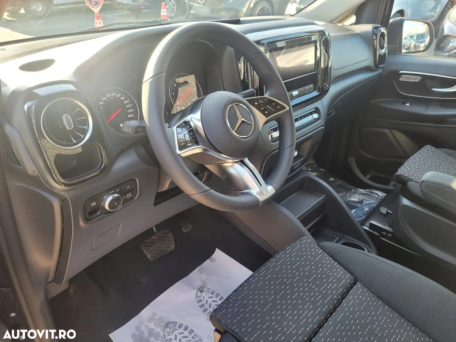 Mercedes-Benz Vito Tourer Extra-Lung 116 CDI 163CP RWD 9AT Pro - 6