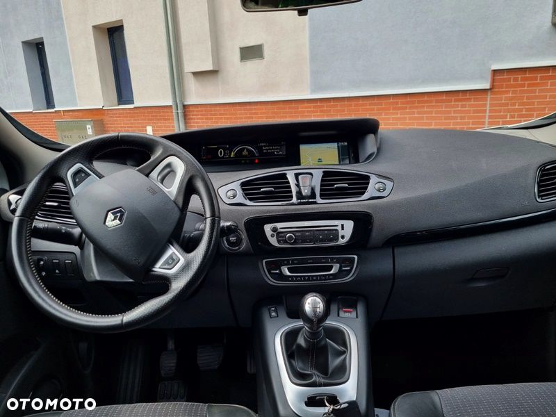 Renault Scenic dCi 160 Bose Edition - 10