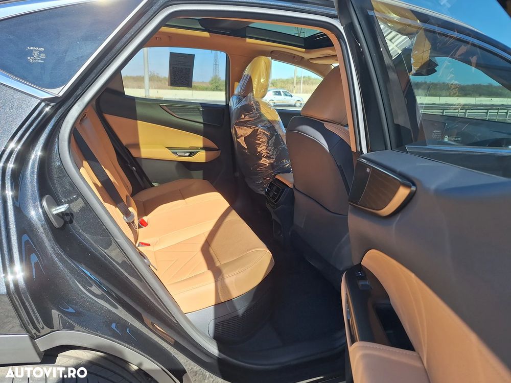 Lexus Seria NX 350h AWD CVT HEV Luxury - 12