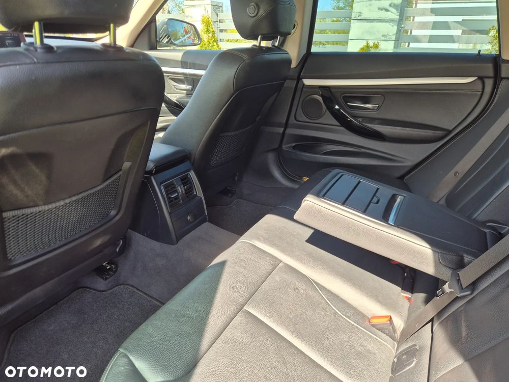 BMW 3GT 318d Luxury Line - 10