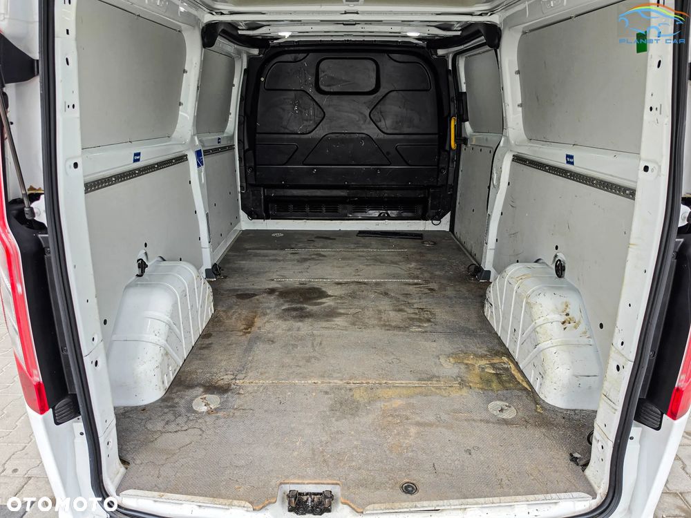 Ford Transit Custom - 14